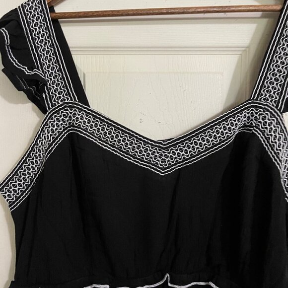 Torrid Womens NWT Black White Babydoll Crinkle Gauze Embroidered Tiered Top 3X - Picture 6 of 11